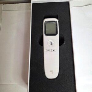 Sharper Image Touchless Thermometer NWT